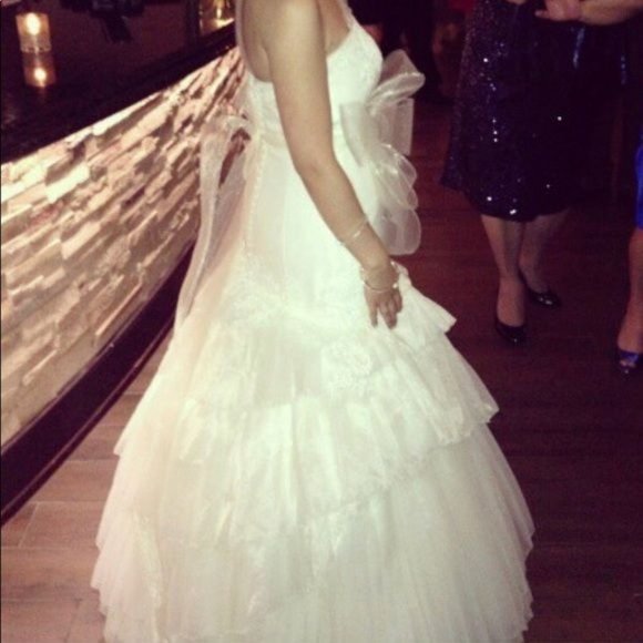 Vera Wang Wedding Dress Size 4 Tiered Strapless Lace Button Bow - Picture 11 of 12